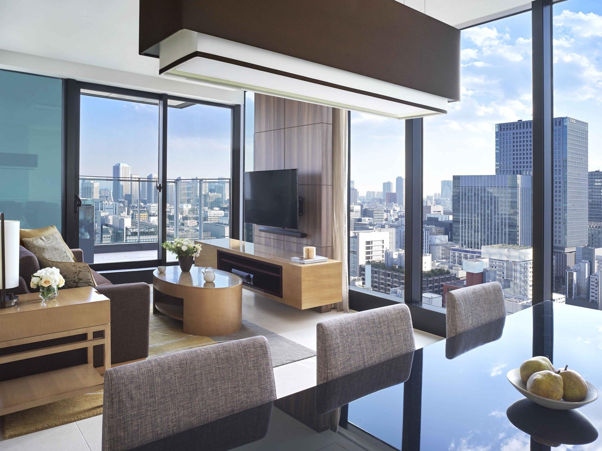 Oakwood Premier Tokyo Hotel Exterior photo A living room in a condominium