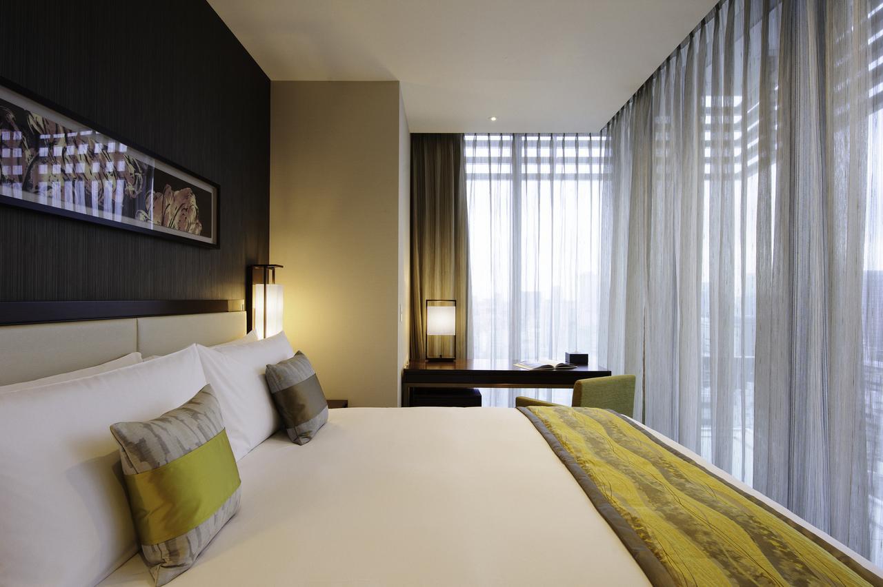 Oakwood Premier Tokyo Hotel Exterior photo A bedroom at the hotel